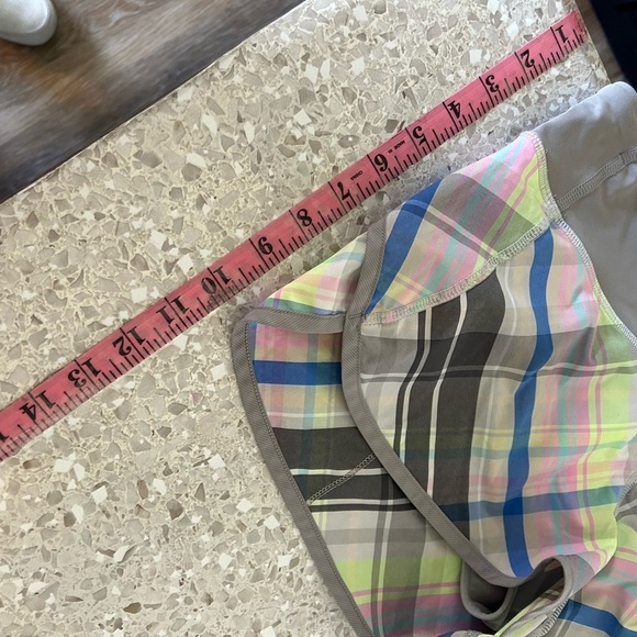 Lululemon Run: Speed Short *2-way 
Stretch Size 6 - Picture 10 of 13